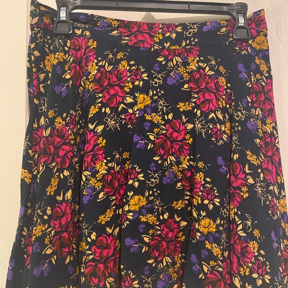 Skater floral skirt - Picture 2 of 5